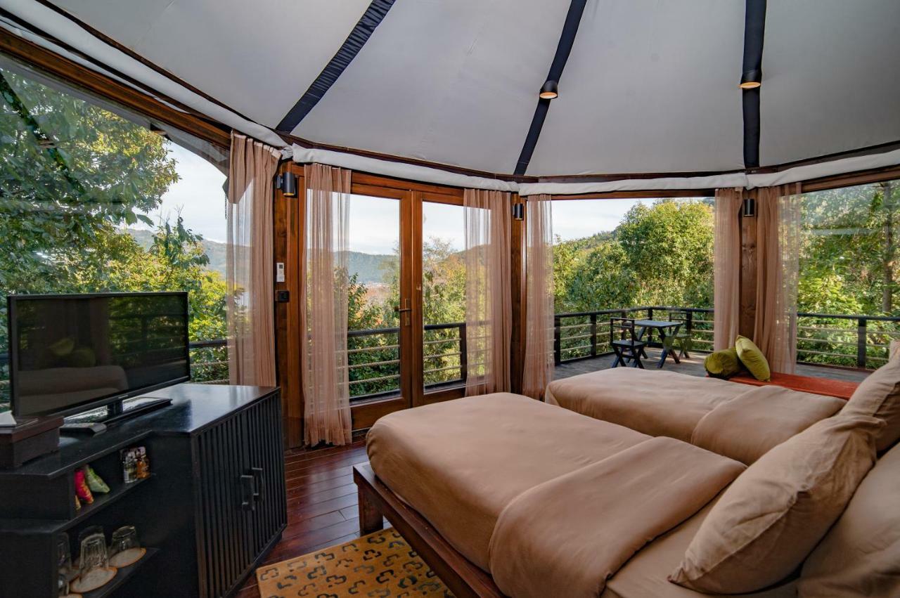 The Pavilions Himalayas Lake View Pokhara Exterior foto